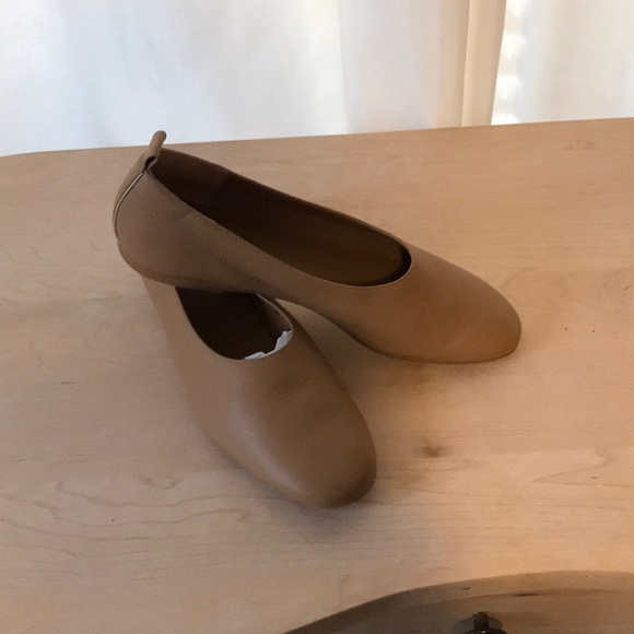 Everlane Shoes - Everlane slip on.